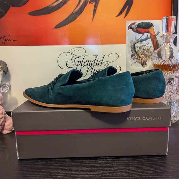 Vince Camuto - size 8 - Jade True Suede Loafers - Picture 5 of 8